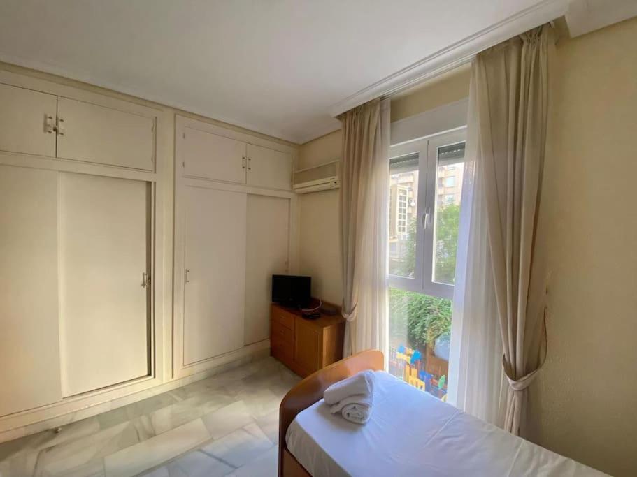 Rentalsevilla Luis De Morales מראה חיצוני תמונה