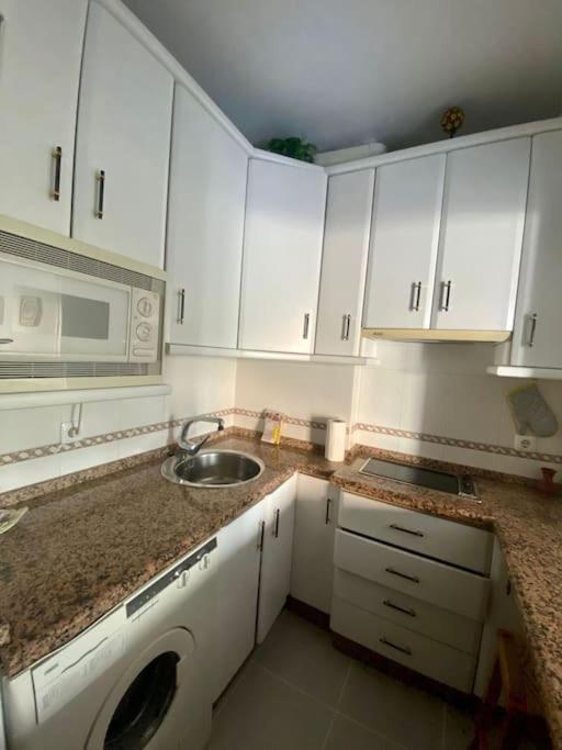 Rentalsevilla Luis De Morales מראה חיצוני תמונה